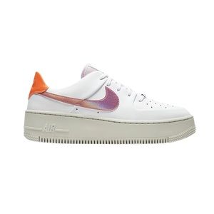 Nike Air Force 1 in Digital Pink